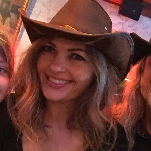 Meet your Posher, Mary - Picture 1 of 1